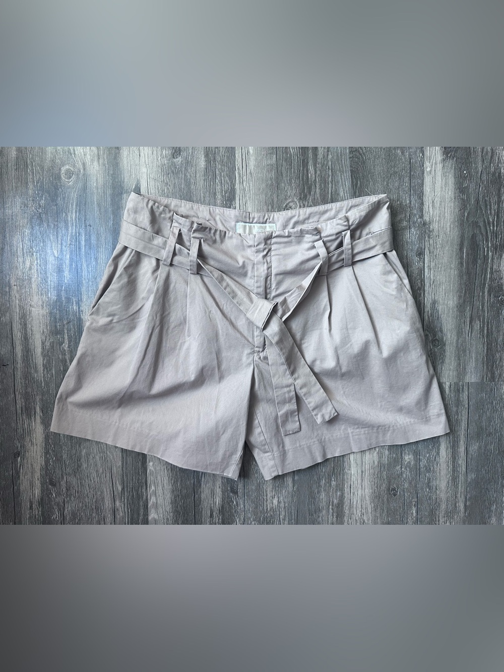 Michael Kors High-Waisted Relaxed Fit Cotton Shorts – Size 6